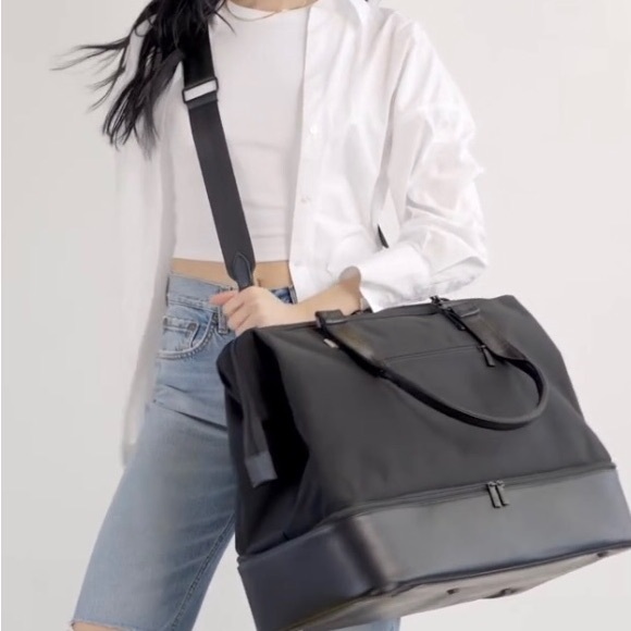BEIS Handbags - BEIS THE WEEKENDER/TRAVEL bag NWOTOffers of half off or more ignored or declined